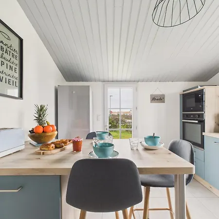 800m De La Plage, Jolie Maison Pour 6 Avec Jardin Сasa de vacaciones