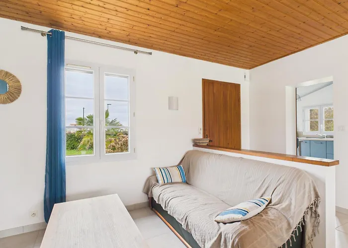 800m De La Plage, Jolie Maison Pour 6 Avec Jardin