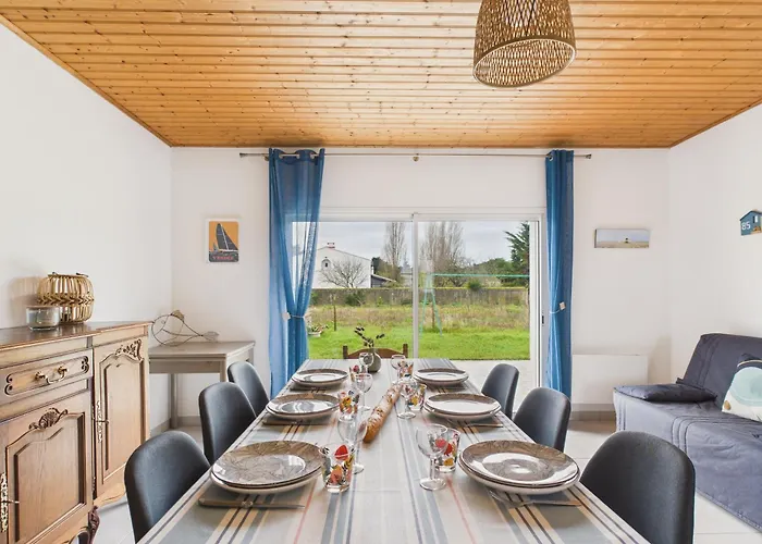 Hébergement de vacances 800m De La Plage, Jolie Maison Pour 6 Avec Jardin Barbâtre