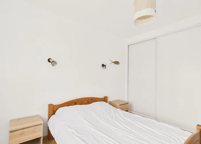 800m De La Plage, Jolie Maison Pour 6 Avec Jardin * Barbâtre